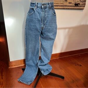 Levi’s high slim straight, light wash size 30 women’s jeans.